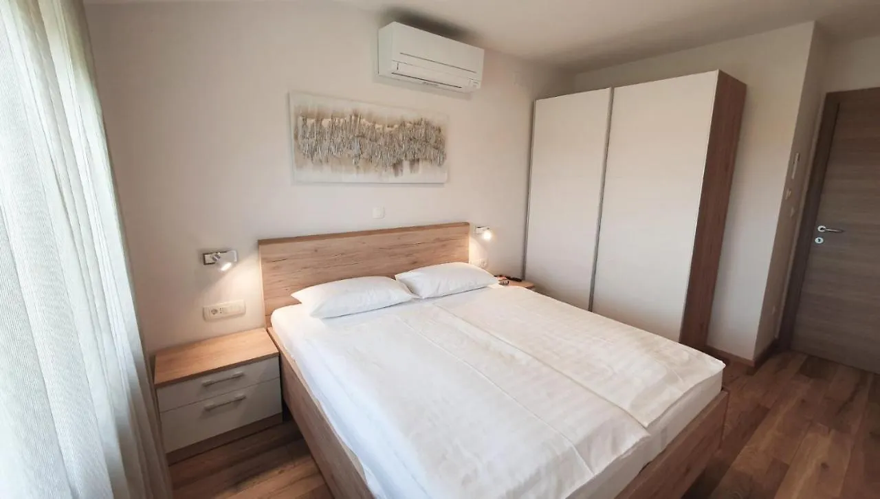 Casa Grande - Violette, Silver And Golden Apartments With Park And Sea View Labin  0*, Labin (Istria) Croatia
