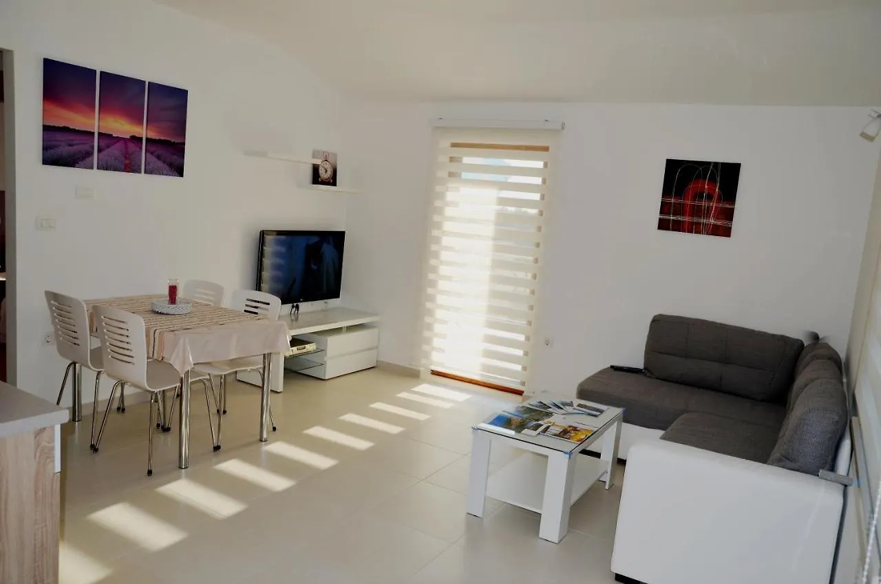Casa Grande - Violette, Silver And Golden Apartments With Park And Sea View Labin